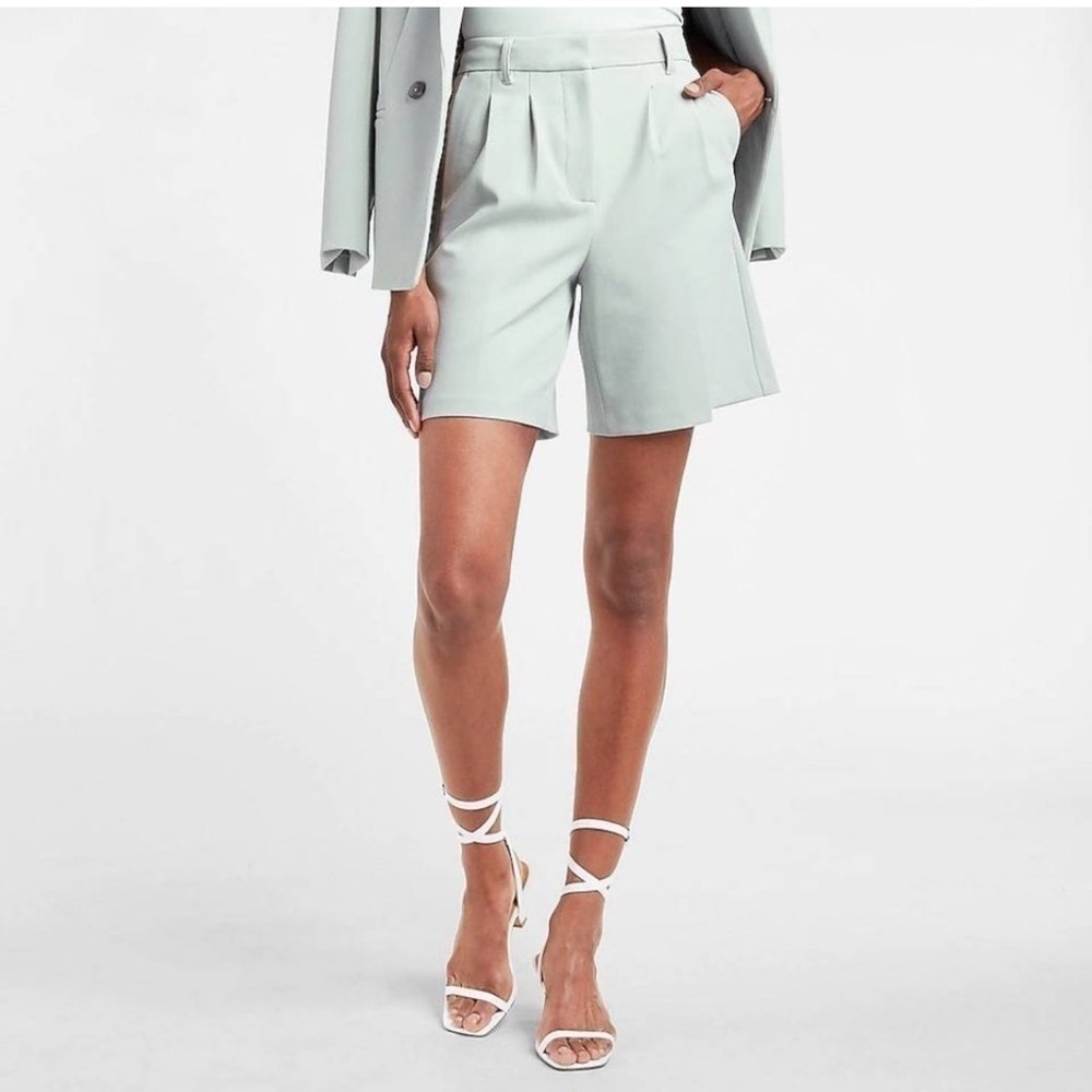 Express super soft high waisted Twill Bermuda shorts